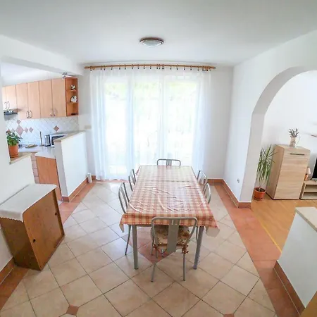 And Borka & Marko Apartment Mali Losinj